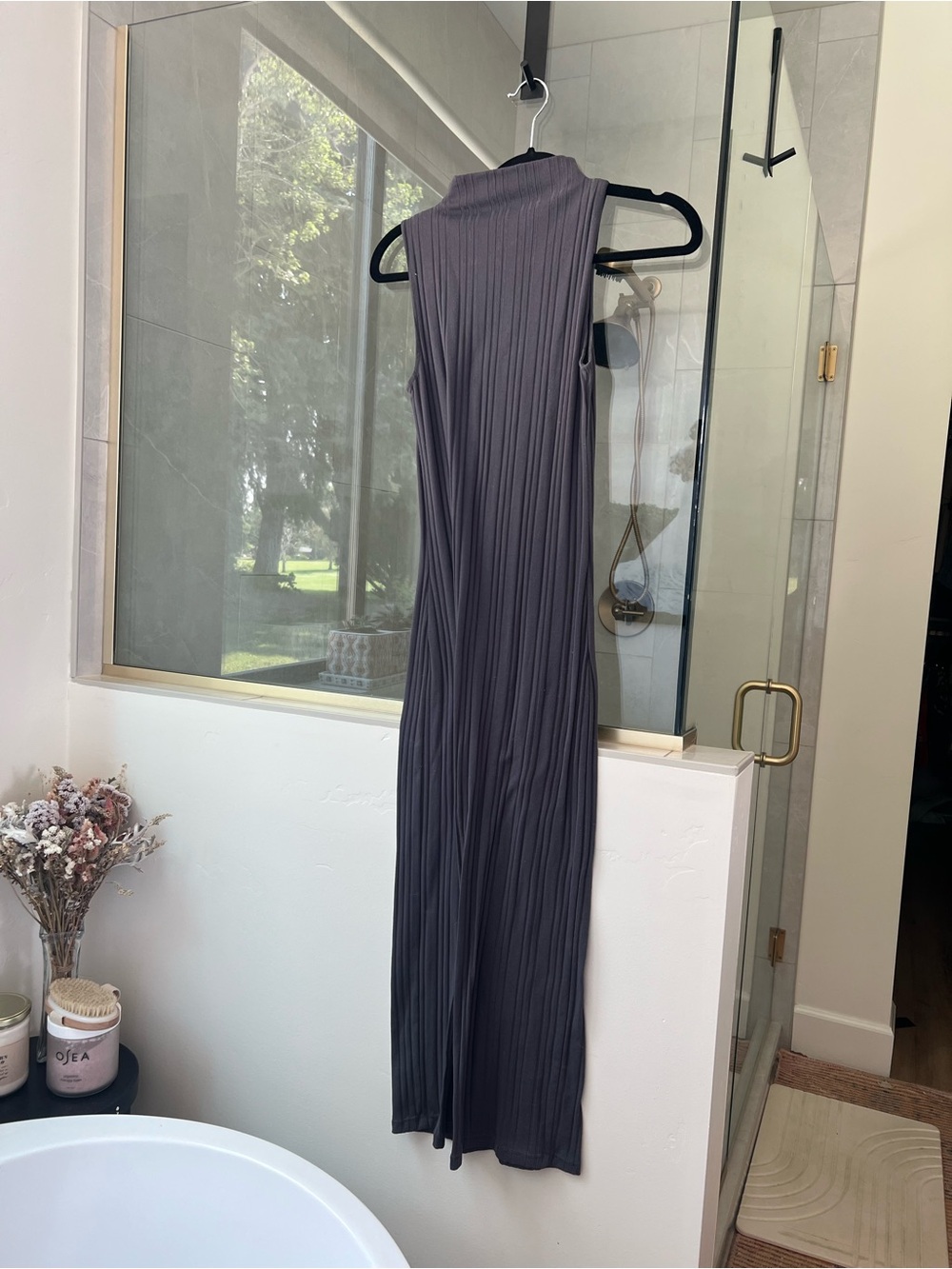 Wilfred Sleeveless Ribbed Maxi Dress in Charcoal Gray